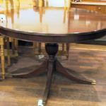 23 5058 DINING TABLE